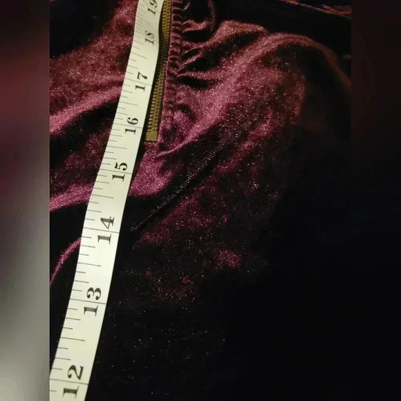 J up body suit 1/2 zip size large - Picture 9 of 11